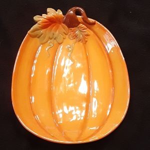 Fall, Autumn Halloween Pumpkin serving dish NWT